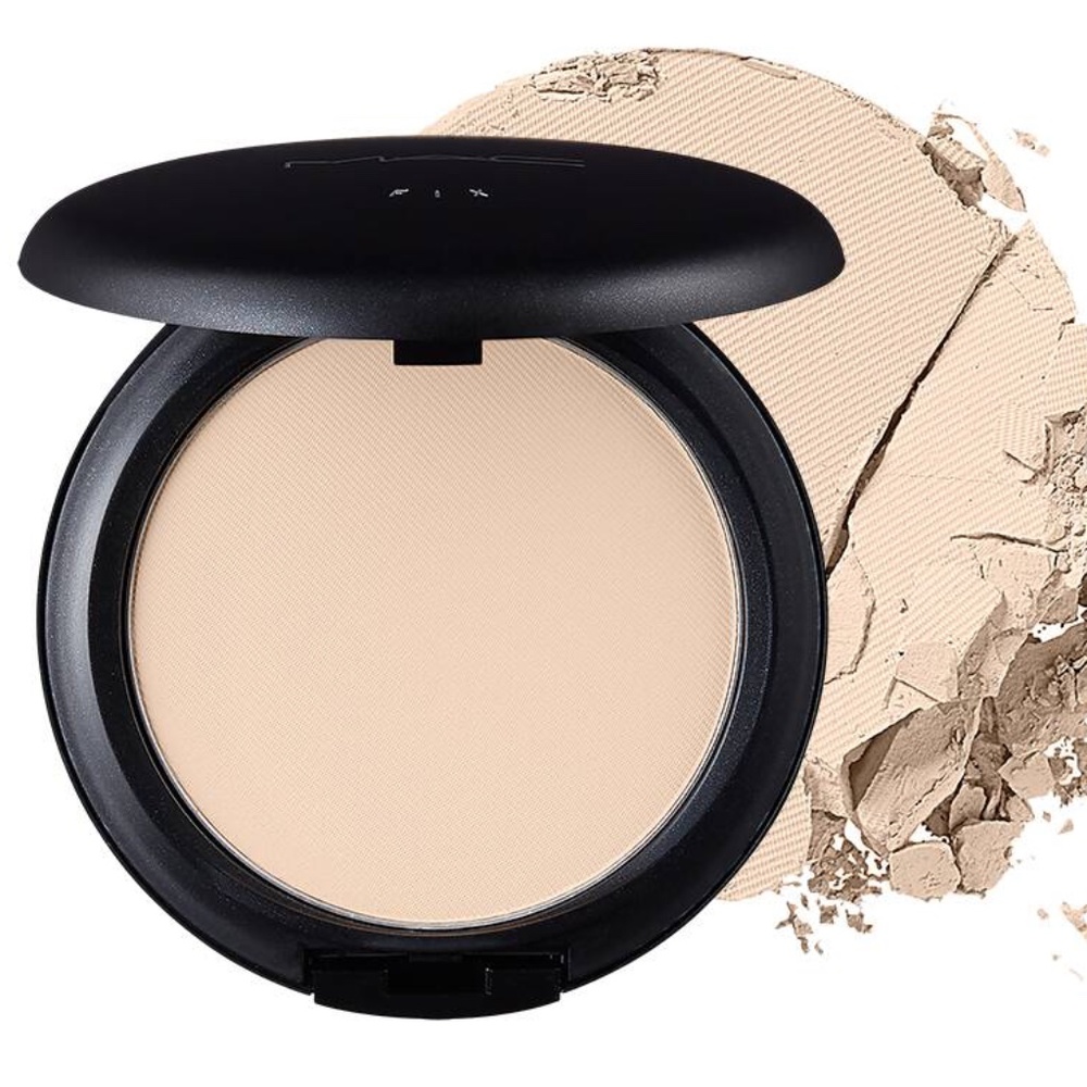 MAC Cosmetics - Studio Fix Powder Plus Foundation - NC20